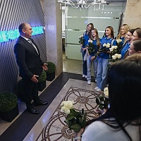 Финалистки конкурса «Мисс Беларусь» посетили офис страховой компании «Белнефтестрах»